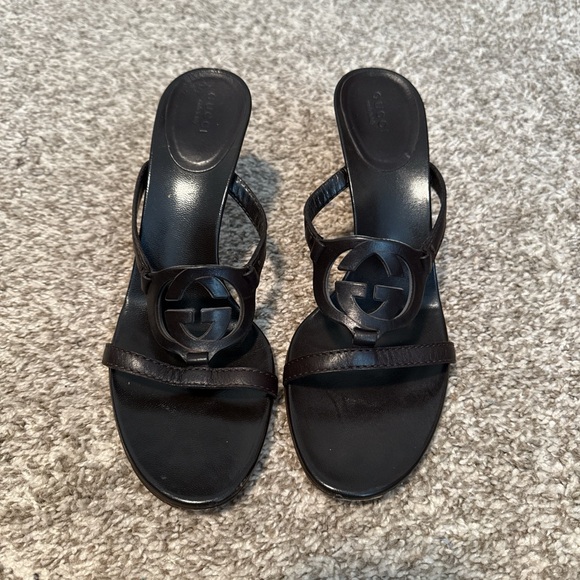 Gucci Shoes - Gucci Women's Black Sandals with Logo Detail